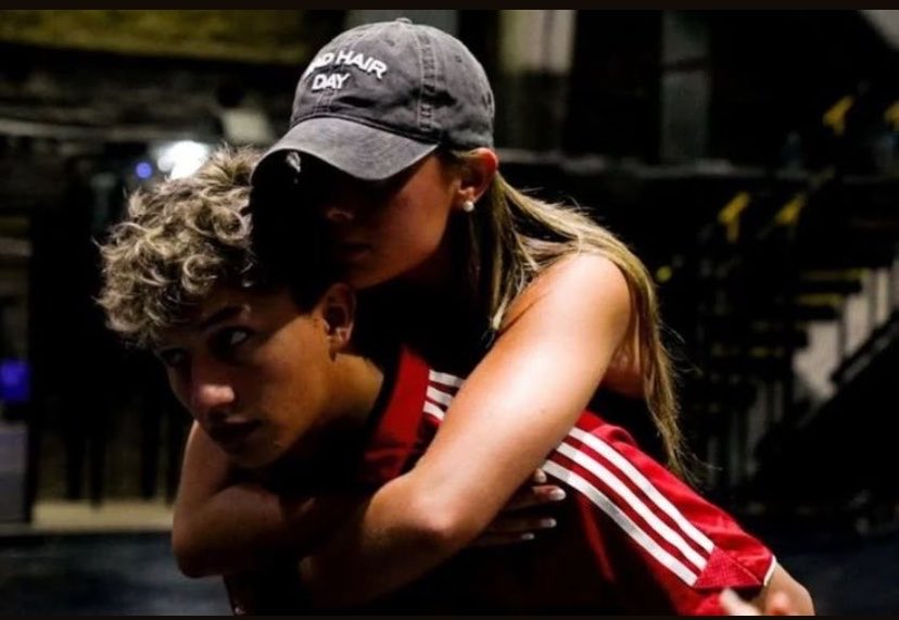stoesselglow_'s tweet photo. no voy a aceptar nunca que pili este distanciadas de tomi cusndo ellos eran esto https://t.co/nbaENILfVC