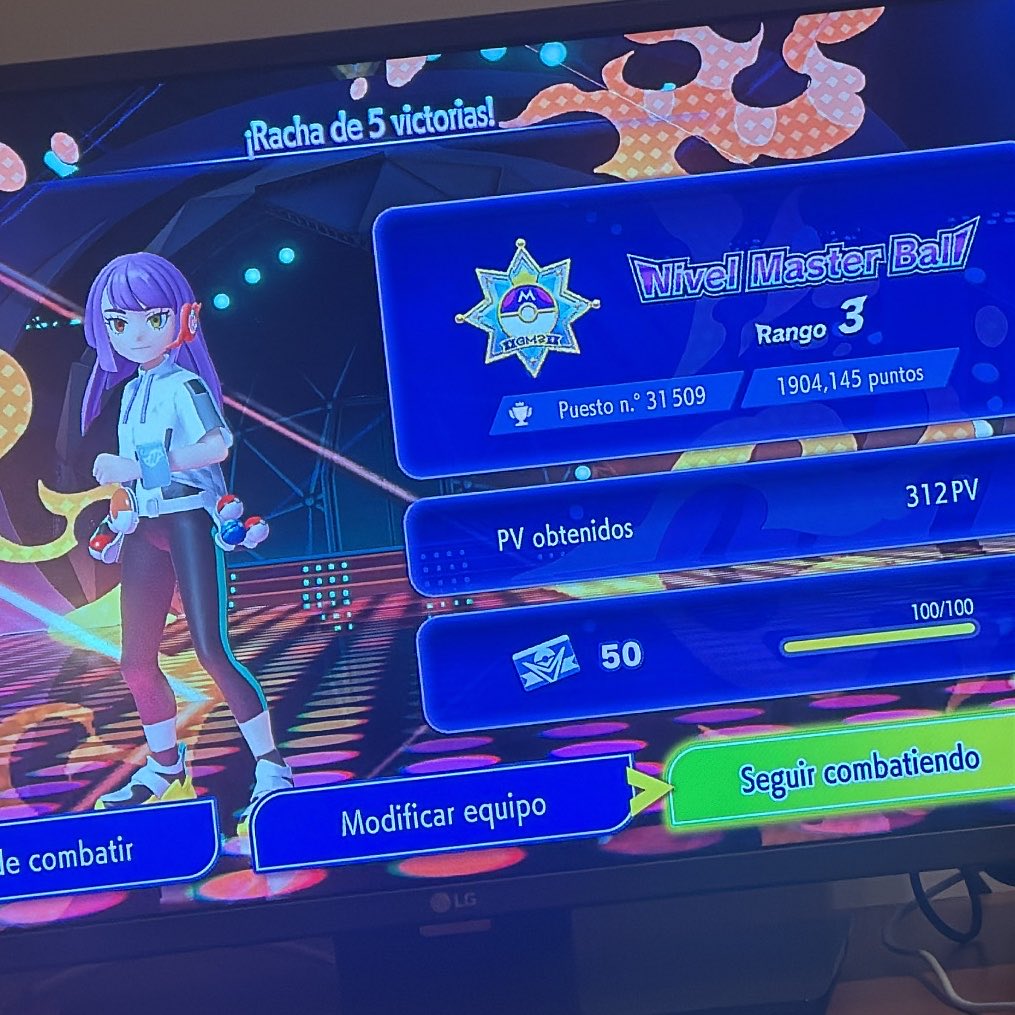 Mia Skylar tweet media