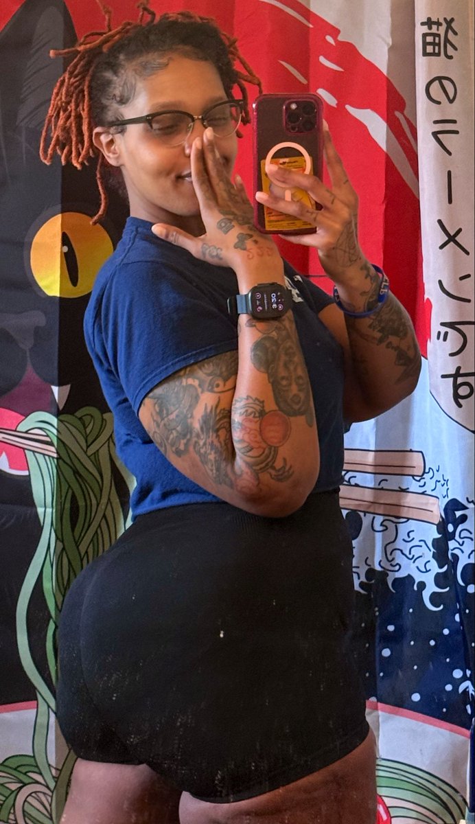 doctabae's tweet photo. get yo baby mama fo we bend her 😈 https://t.co/xlv3oEooYY