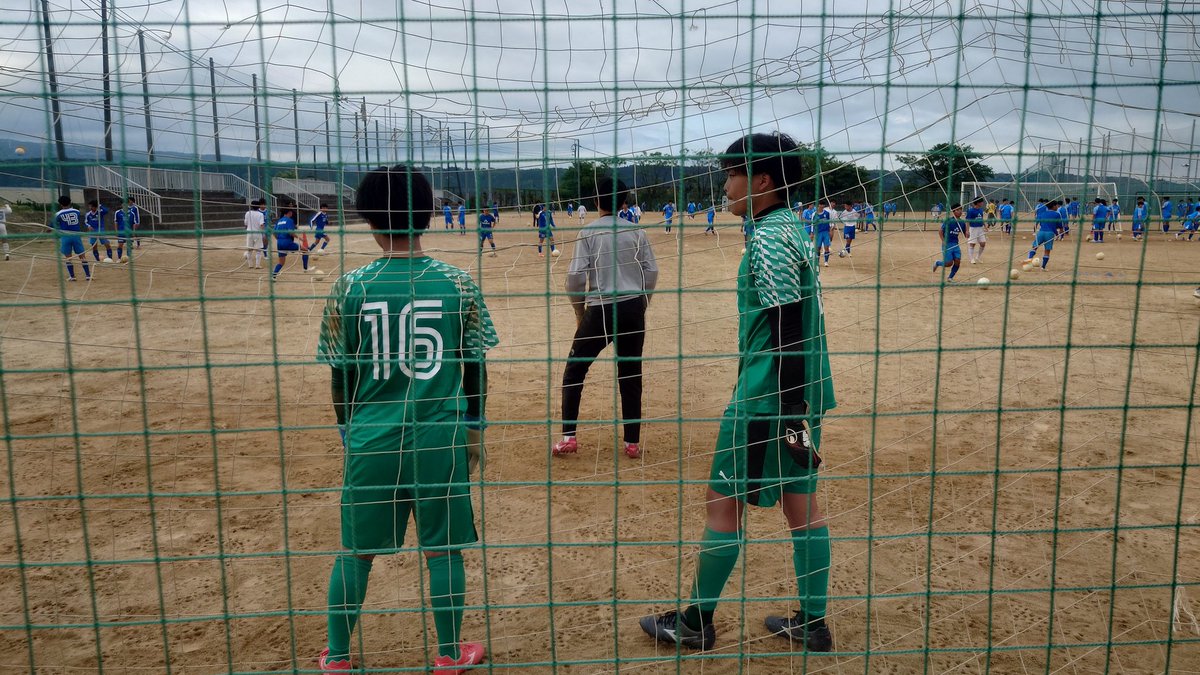 ⚽️✨️1年生の練習着が完成。 グラウンドは大津ブルー一色に染まり