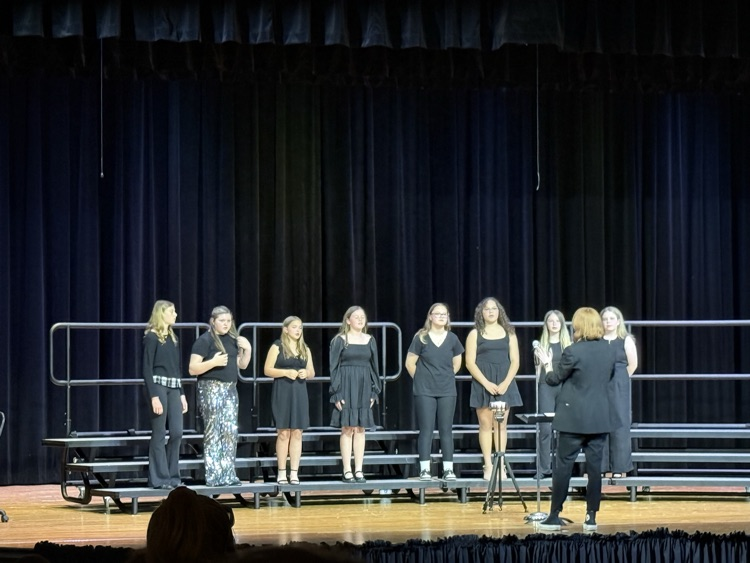 Dist276Atown's tweet photo. What an amazing spring concert tonight performed by our Middle School and High School bands and choirs!  Congratulations to all! https://t.co/2xS7o5TbPQ