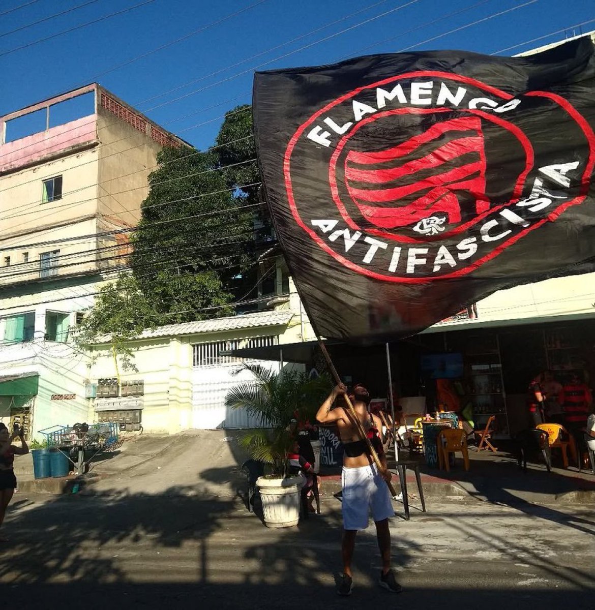 Antifa_Ultras tweet media