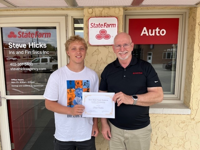 DC_Scouts's tweet photo. Yesterday Daren accepted the first Steve Hicks Future Business Leaders Scholarship. Thank you Steve for your generosity, and Congratulations Daren!! https://t.co/Gg0Kuyg5hI