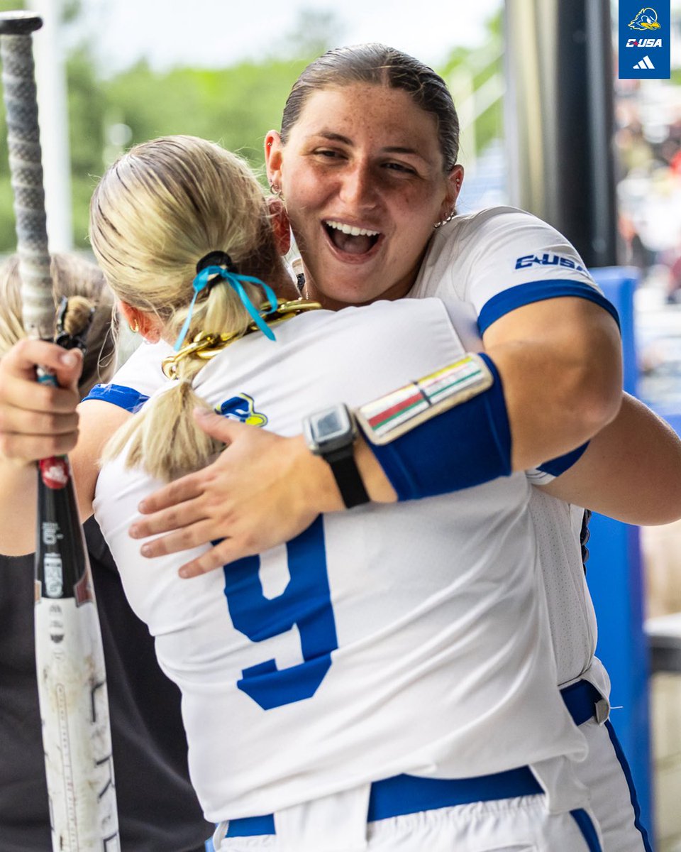 Delaware Softball tweet media