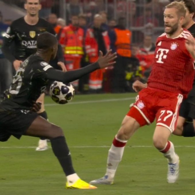 cWilly4's tweet photo. #PSGFCB
Le football en 2026.
C'est juste une blague. https://t.co/3Ctnjb89pE