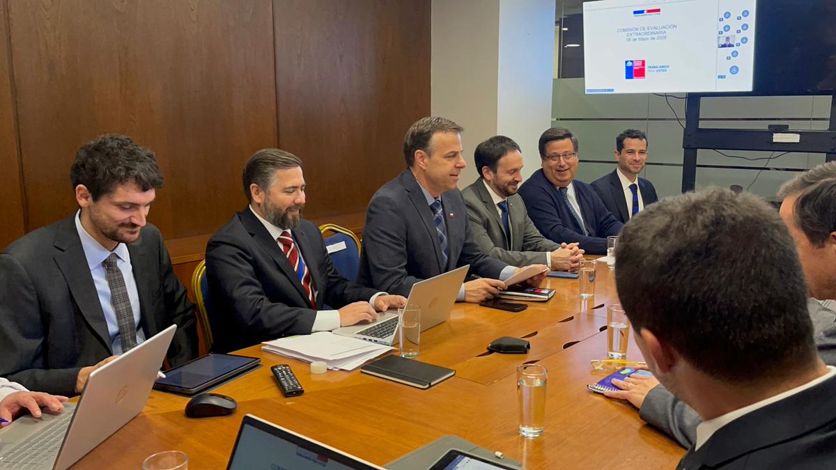 Delegación Presidencial Regional Metropolitana tweet media