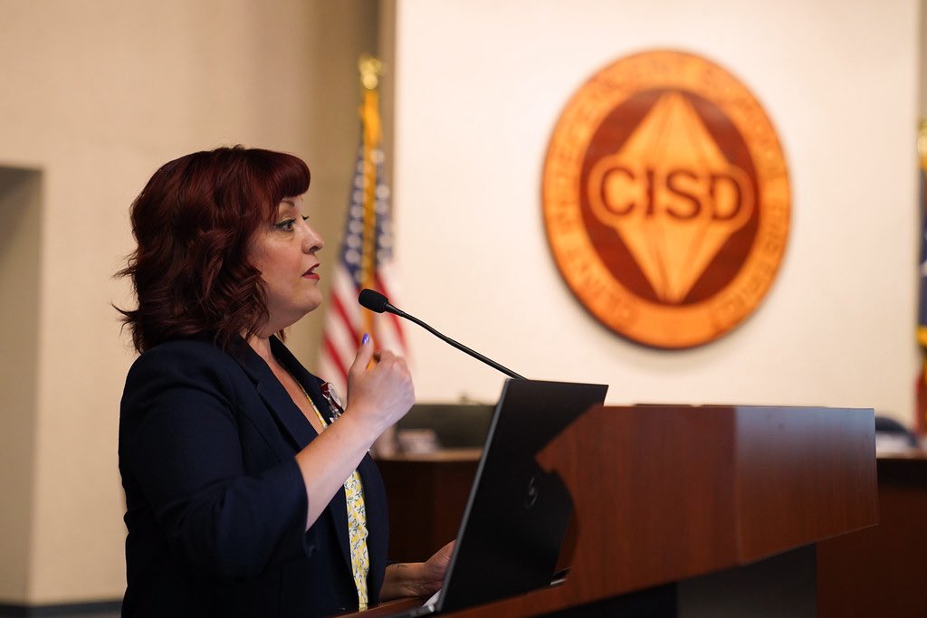 Clint ISD tweet media