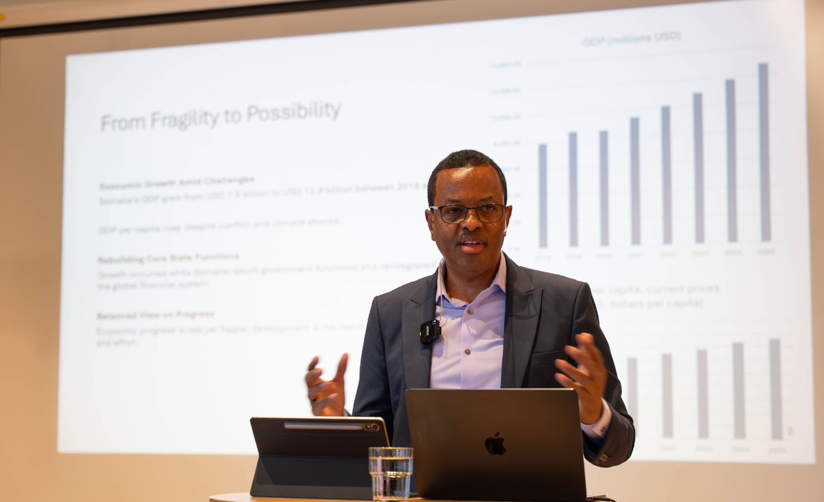 Noreaf19's tweet photo. Last week in Oslo, @Noreaf19  hosted an evening with the Governor of the Central bankof Somalia focused on Somalia’s economic development, financial reforms and recent debt relief process.

The discussion explored Somalia’s economic transformation in recent years, the rebuilding of financial institutions, and the challenges and opportunities facing the country going forward.

With contributions from Peter Henriksen Ringstad (@noradno ), Hamdi A. Mohamed and moderator Thea Sofie Rusten Grastvei.

Thank you to everyone who attended and contributed to a thoughtful and engaging discussion. 

Recordings will be shared soon.

@NorwayInSomalia @MOFASomalia