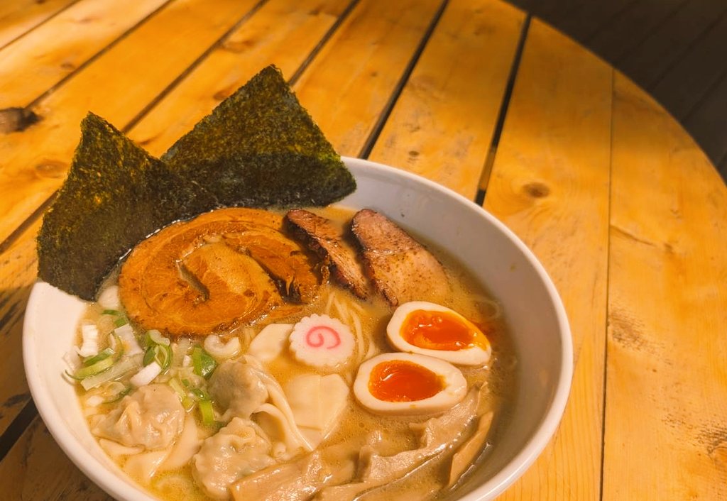 HananokiHonten's tweet photo. 緊急発表です❗（爆）

な、　なんと😆
🍥特🍥バカうまが、好評につき、2日延長になりました。👏

これは、罪ですか❓❗😋😋😋 https://t.co/BGwkGX8IyZ