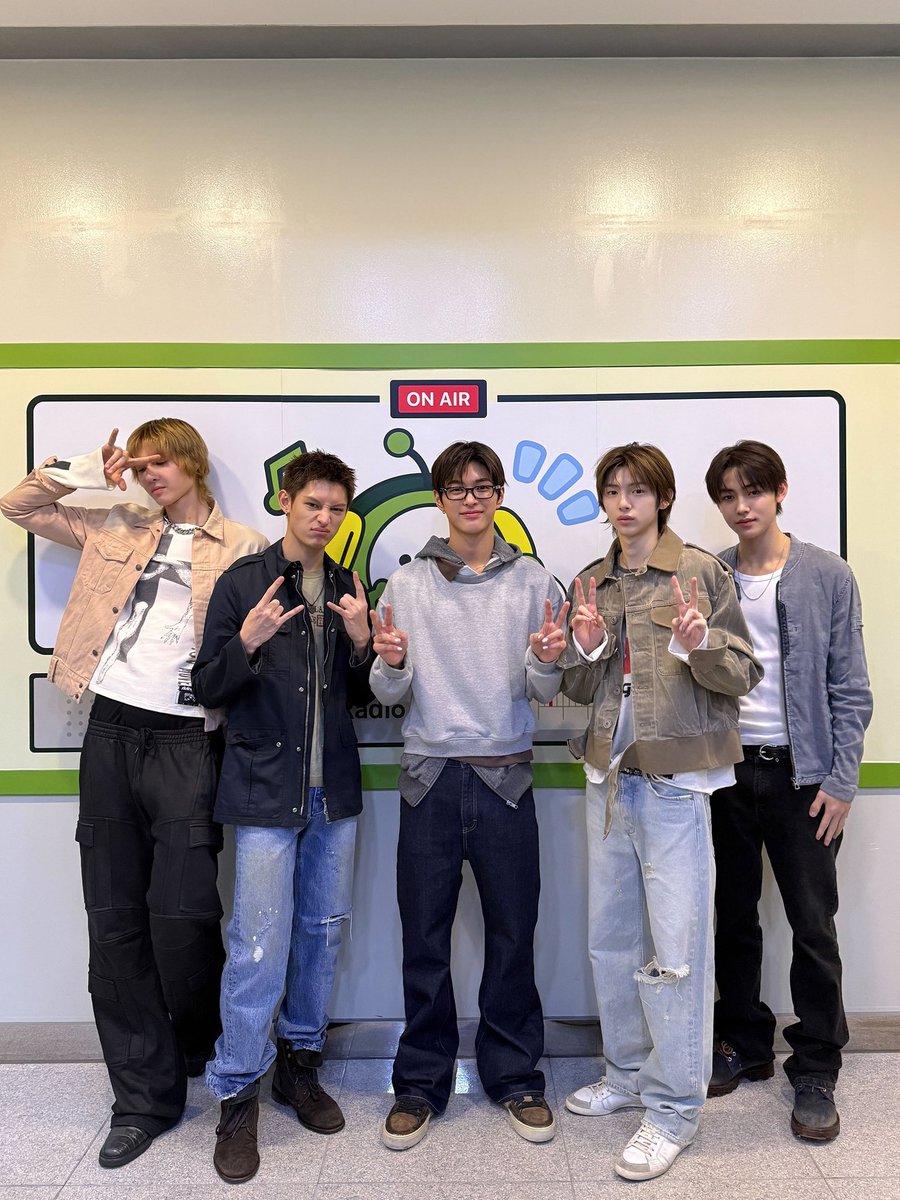 나 🍀 tweet media