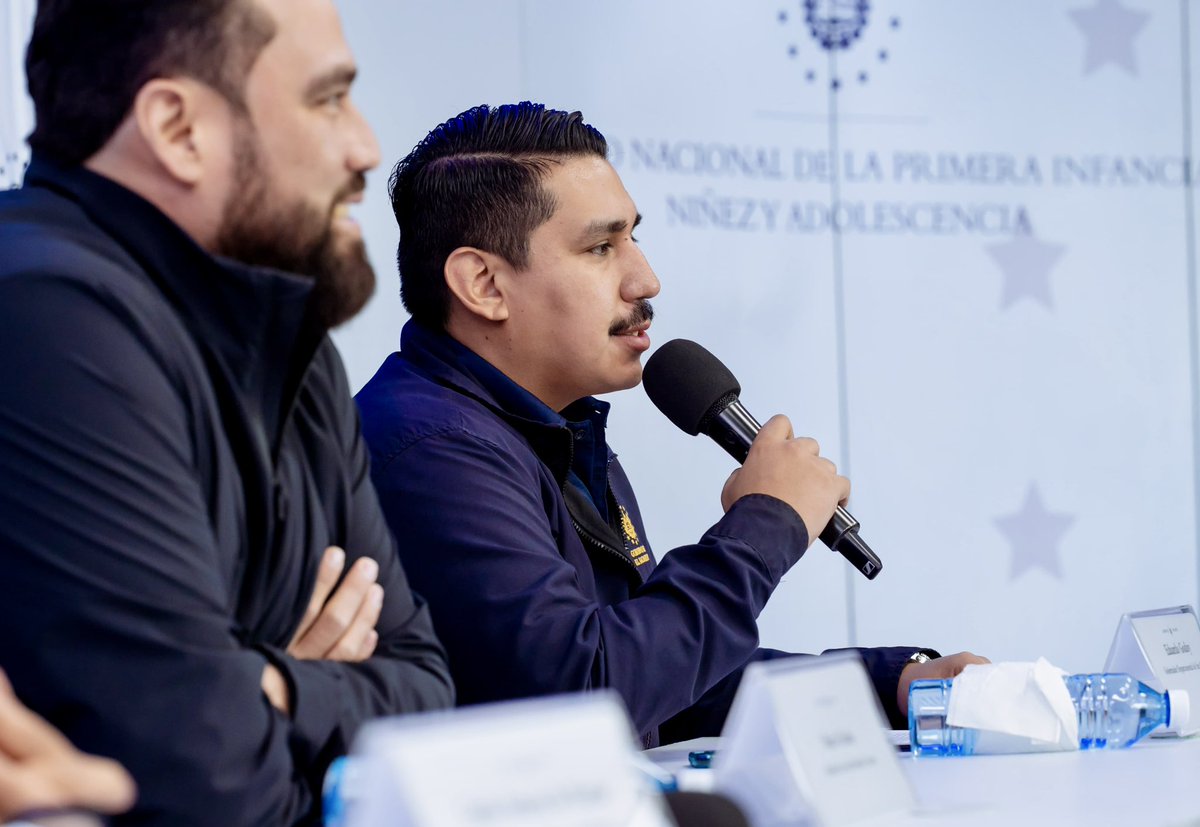 eduardogodoy89's tweet photo. Tuve el honor de participar en la juramentación del comité local de derechos de la niñez y la adolescencia de San Salvador Centro, junto al alcalde Municipal @marioduran y la directora ejecutiva de @CONAPINA_sv @lindaamaya9. https://t.co/iIOUDjomuh