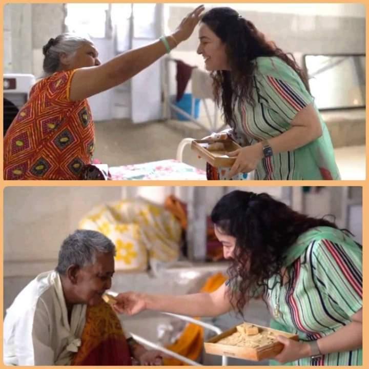 Nehainsan25's tweet photo. Today's young generation considers their elders as a burden and leaves them in old age homes.That is why Saint Gurmeet Ram Rahim Ji started a campaign to serve orphaned parents, under which Dera followers take care of the elderly.
#OldAgeCare https://t.co/iuMe5JP5QY