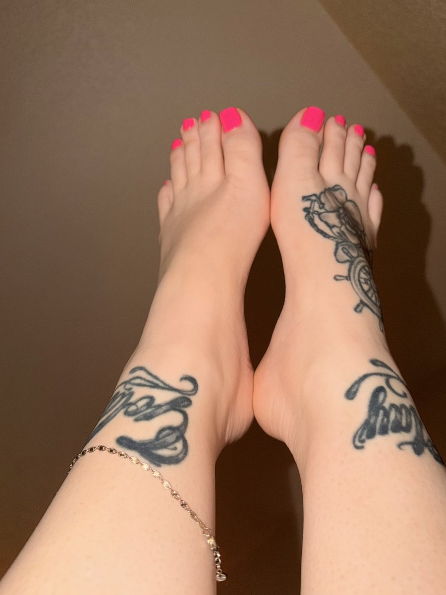 Goddess Brielle tweet media
