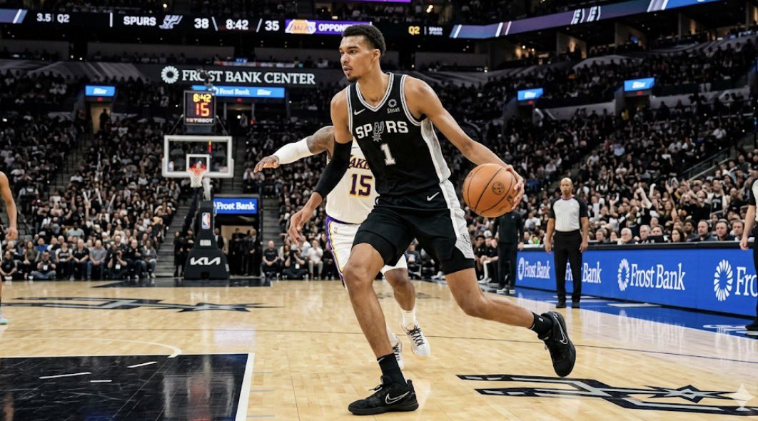 MdollarBetts's tweet photo. NBA PROP MAX 🚨🚨🚨

🏀 Victor Wembanyama (SA) under 2.5 made 3 pointers -150 (MAX)

Hit this line in 8/9

Projecting 1.4 tonight 

ALL PICKS ON SOBET CODE BETTS

#nba #basketball #spurs https://t.co/9YhNzRfFLy