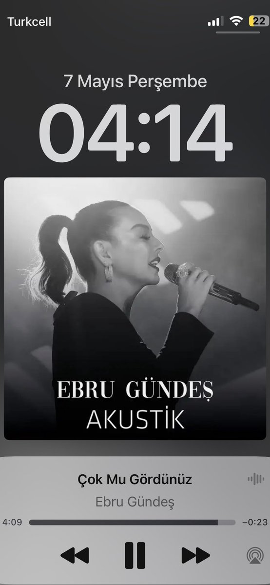 MuhammedCa17744's tweet photo. Sen söyle ben dinleyim be ablam https://t.co/tyyBVOWLoT