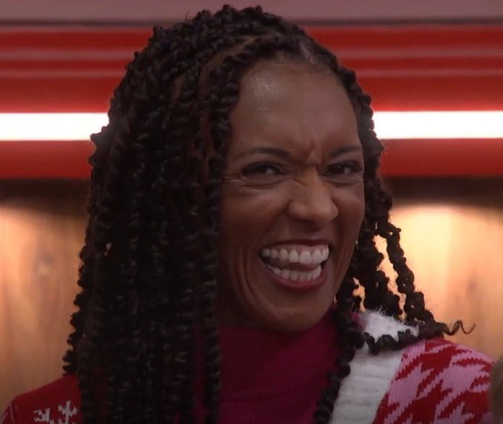 CIRIE PLAYING HER VOTES ON EMILY OMGNDJDJDN YOU LEGEND
#Survivor #Survivor50