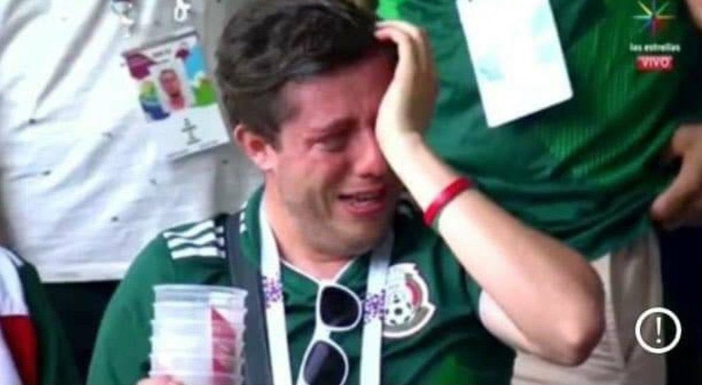 majojojojooo's tweet photo. @bts_bighit NO MAMES DIOS ESTOY LLORANDO DE VERDAD QUE CHINGON PODER TENERLOS EN TIERRAS MEXICANOS VIVA MEXICOO https://t.co/bAfBPAZTux