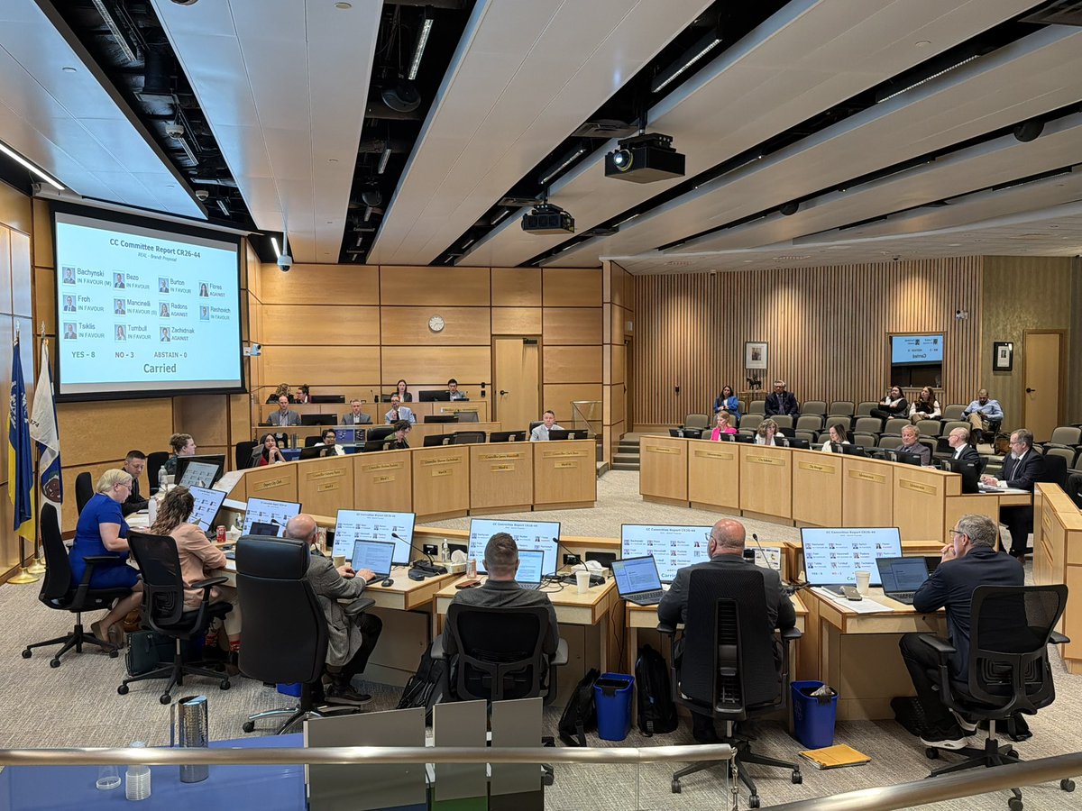 GeoffSmithRadio's tweet photo. Council passes the Brandt - REAL deal 8-3. https://t.co/y8kibbUllD