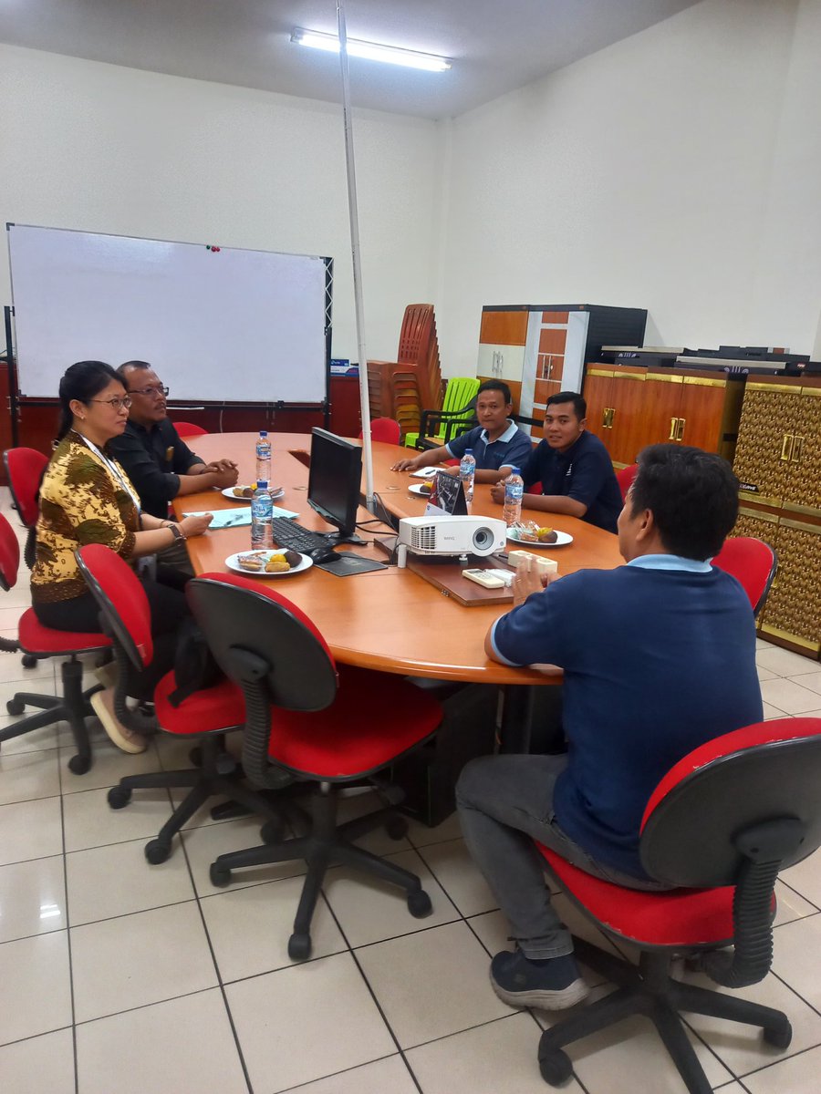 Rasjasatria81's tweet photo. To build and maintain humanistic and harmonious working relationships, we occasionally discuss or just have casual chats with company leaders, trade unions and the government, we can also apply this in the #PI_Network community.
@IndoComP2E
@PiSuperChain @PiCoreTeam #GARTEKS https://t.co/QPVFtQsINh