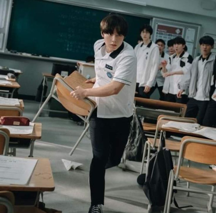 레안느 tweet media