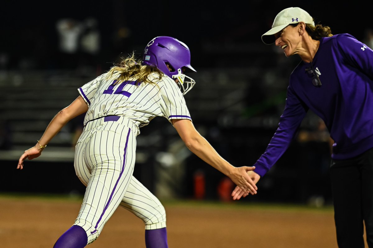 Northwestern Softball tweet media