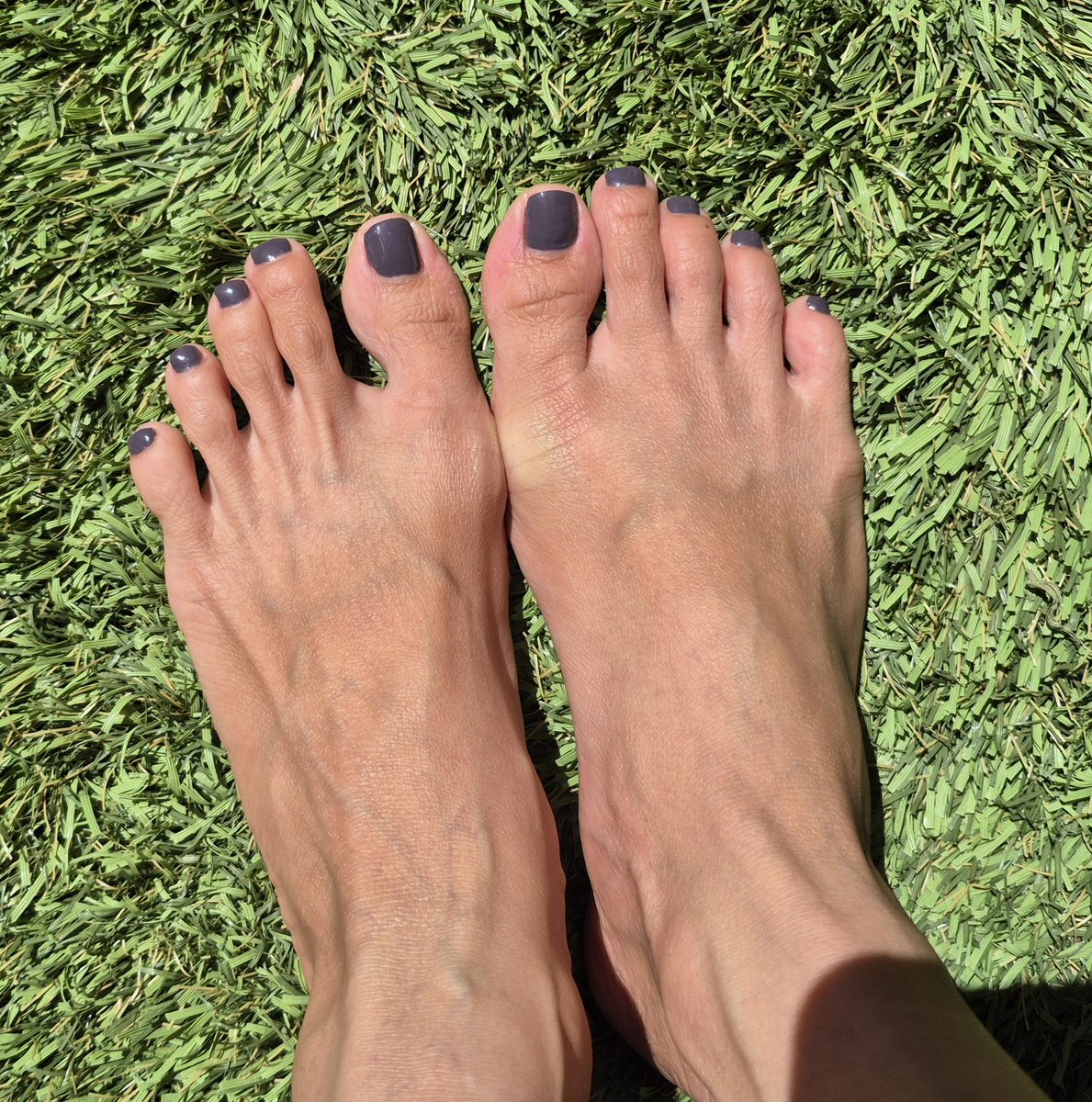 tinywinky4you's tweet photo. Do you prefer your little Asian girl shaved or bushy?
#feetfetısh #feetworshi̇p #feet #asian #toe https://t.co/j7cdcCjNDX