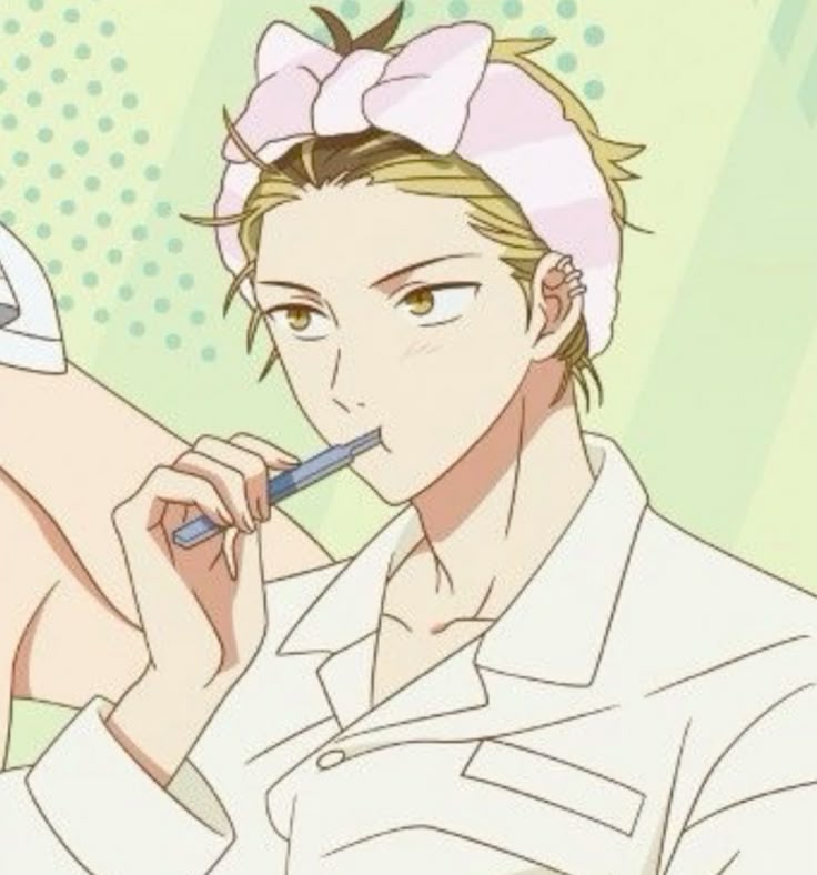FeKeane's tweet photo. He is an annoying little brat but he is my dear brat 😊 Hiiragi week https://t.co/kMO58zQBTA