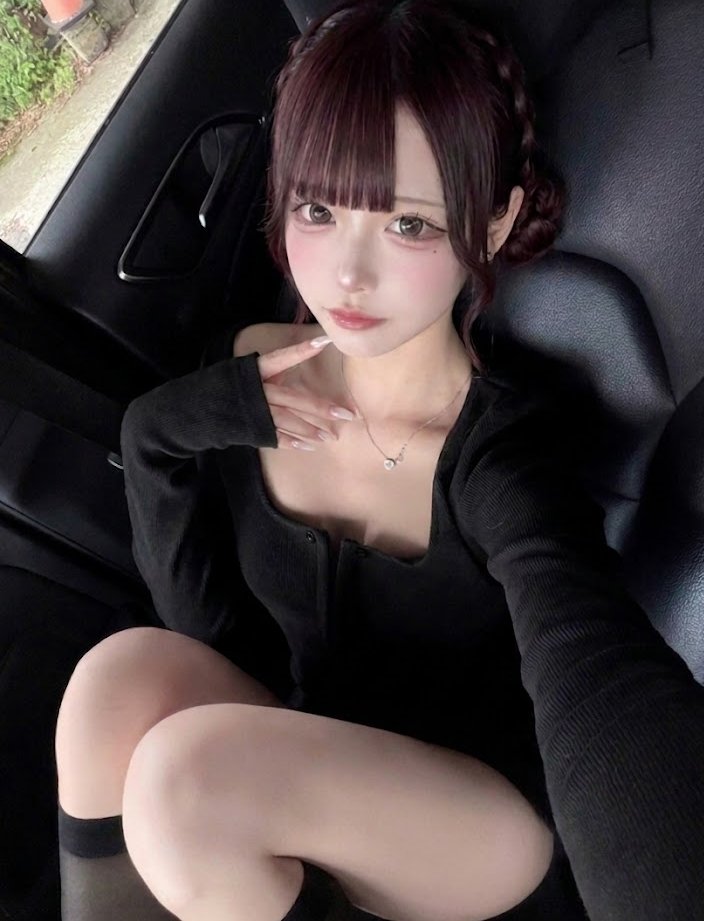 める tweet media