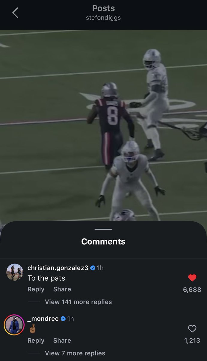 Christian Gonzalez and Rhamondre Stevenson would like to see Stefon Diggs back on the Patriots.  👀