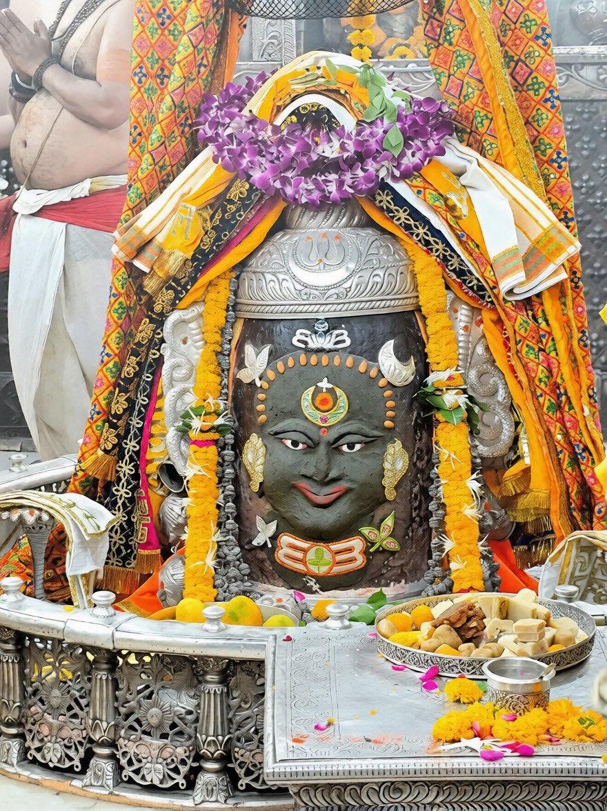 Jai Mahakal baba 🙏🚩🌹🔱. 
श्री महाकालेश्वर भस्म आरती दर्शन | 07.05.2026  Shri Mahakaleshwar Bhasma Aarti Darshan | 07.05.2026🌸🌼💐🌺🌷🌹🚩🙏
Har Har Mahadev 🙏🌹🚩🔱.
Good Morning 🙏