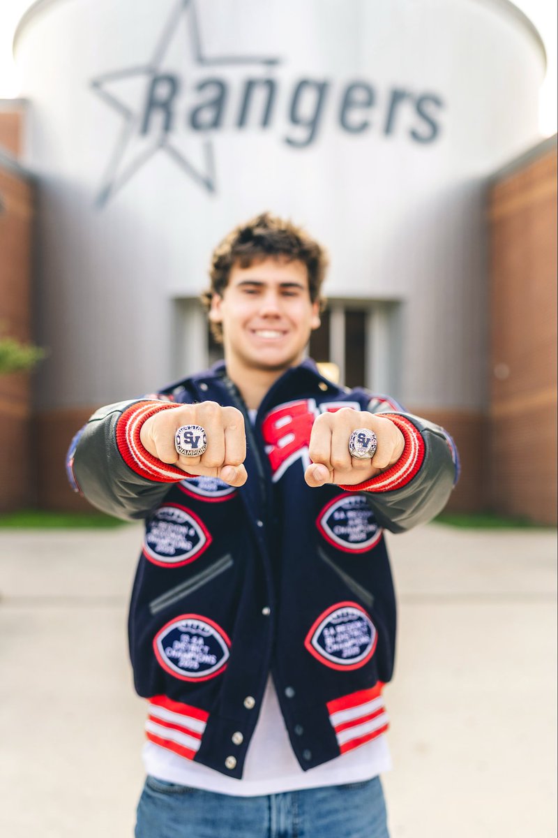 BrodyWich's tweet photo. SV Rangers team got our State Championship rings and had our ring ceremony where we all were together as a team one more time. Blessed and ready for my future as a @IndWesleyan_FB @Coach_Rode @SV_RangerFB @wichproductions @DfwSho @SA_HCPreps @travispalmer7_ @PrepRedzone @CoachKeaveney