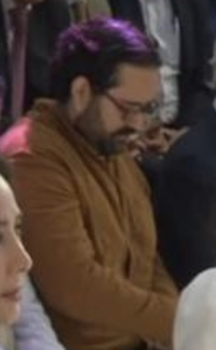 <a href="/marcelcarrillog/">Marcel Carrillo</a> Jajajaja

Te ardió muchísimo el culo, cerdo.
Por cierto, ¿cómo te atreves a compararte con el mejor presidente que ha tenido México?

Ah, y ojalá ya te aceptes como panista. Pocos huevos.