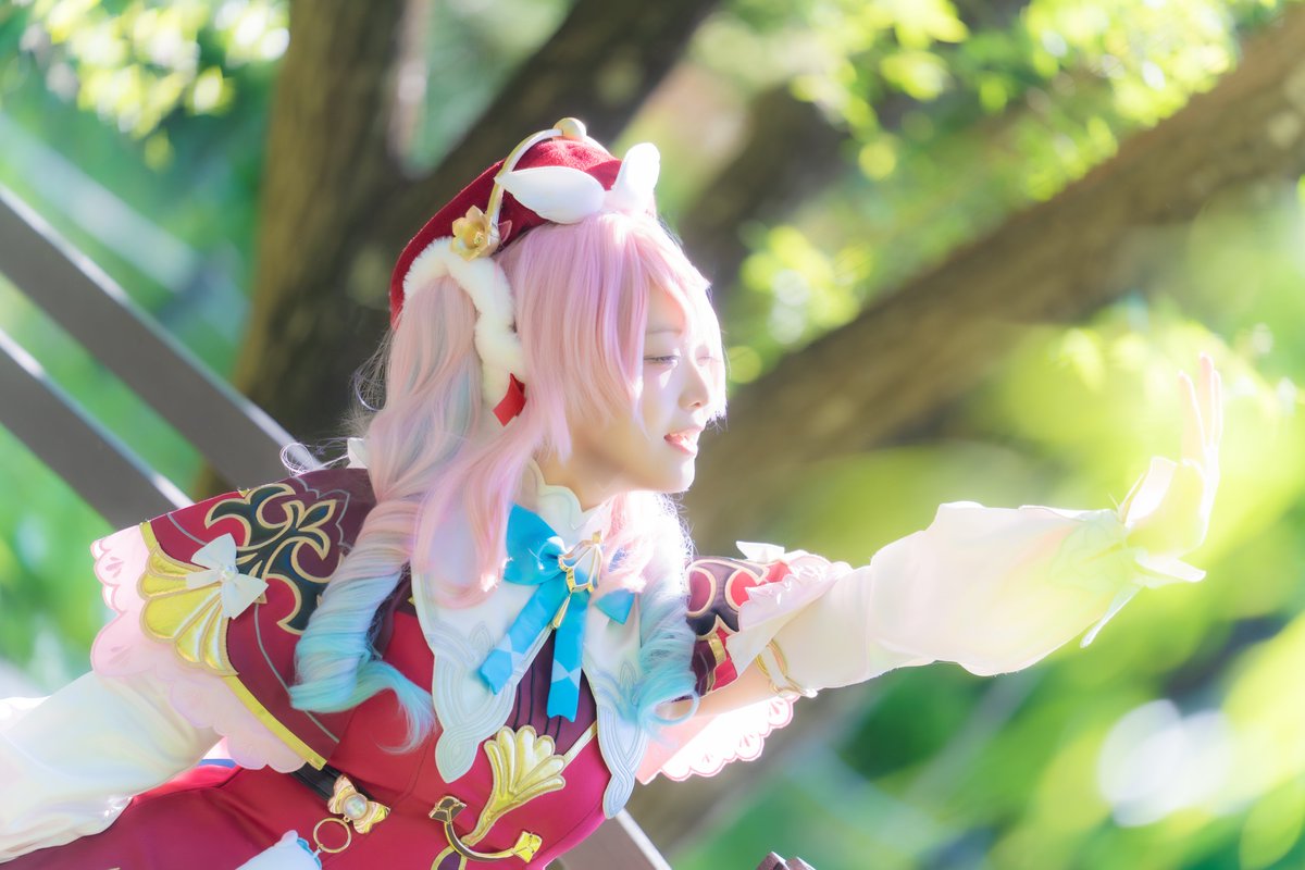 h_h61413's tweet photo. [コスプレ/cosplay]

함께 햇볕을 쬐어요~

Hyacine :: ヒアンシー 🫧 
📷 :: @Pho_takeitto 

#崩壊スタ一レイル #HonkaiStarRail https://t.co/ue5646IO5x