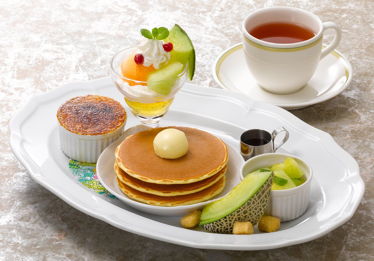 【Royal Host】初夏のメロン旅🍈『Melon Dessert 旬の国産メロン～品種の味わいを楽しんで～』を5/13（水）より販売開始🍈✨

詳細：royal-holdings.co.jp/release/

#ロイヤルホスト #ブリュレパフェ #パフェ #ロイホ #メロン #デザート #夏 #肥後グリーン #イバラキング  royalhost.jp