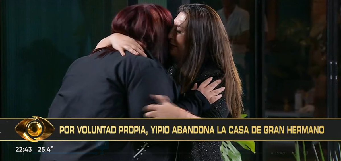 Pobre Pincoya, ella sabe separar el juego de la convivencia. No te merecen Lulo

#GranHermano