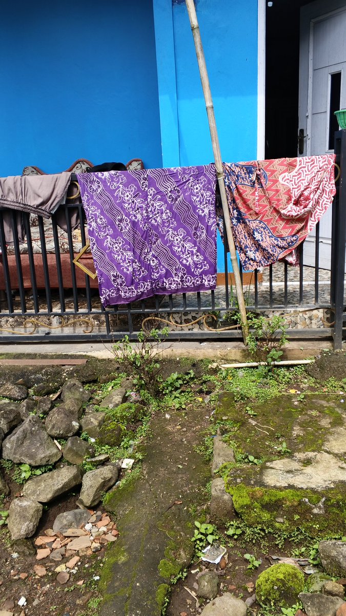 Suka Sarung Jarik Batik tweet media