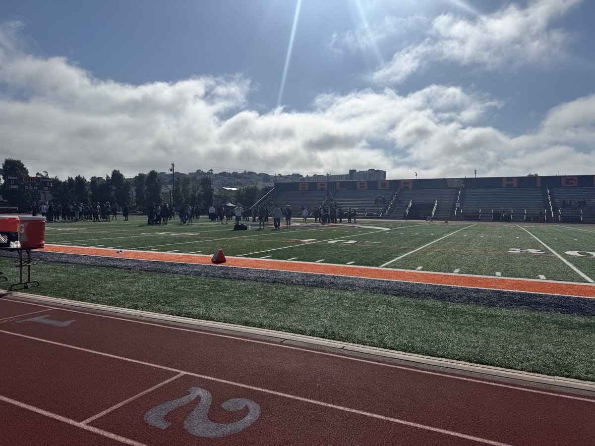 DexterBeers's tweet photo. Thank you @CoachFredV and @BalboaFootball for an amazing showcase today! I was very grateful to compete along side the best today! Looking forward to what’s next! #ironsharpensiron 

@BrandonHuffman @CoachFredV @coachajfootball @RealCoachCarter @CoachMachadojr @ucdpaulshelton
@ucdavisfootball @Fredguidicil
@NickRolovich @CoachBamAmina @CoachZacBarton @FredrickTate2
@SeanDillonSDSU @CoachMHazelwood
@CoachCato1 @FuriaColby