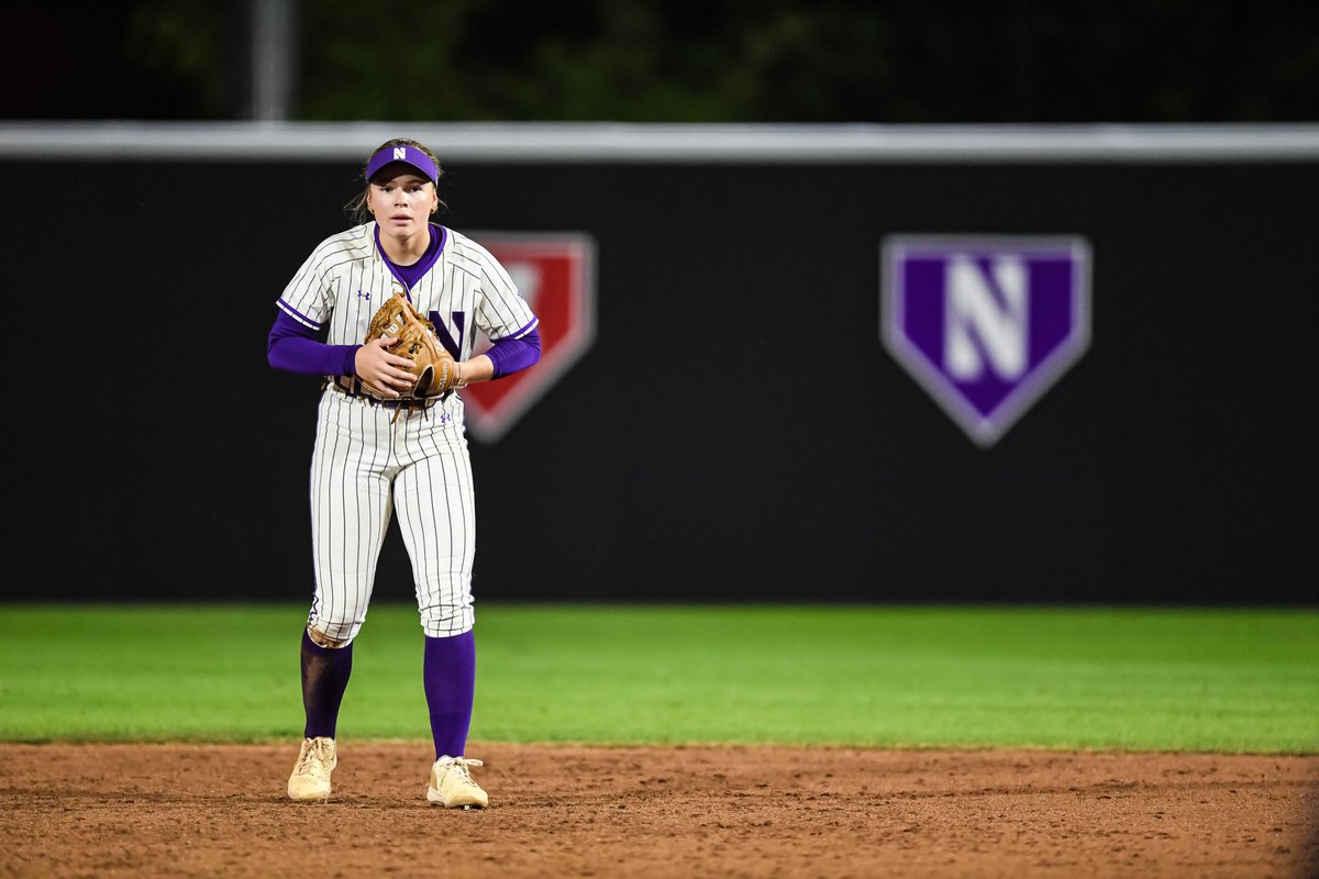Northwestern Softball tweet media