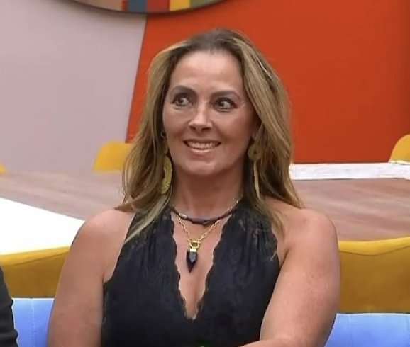 Entro para salir, adiós fósil andante.

#LCDLF6