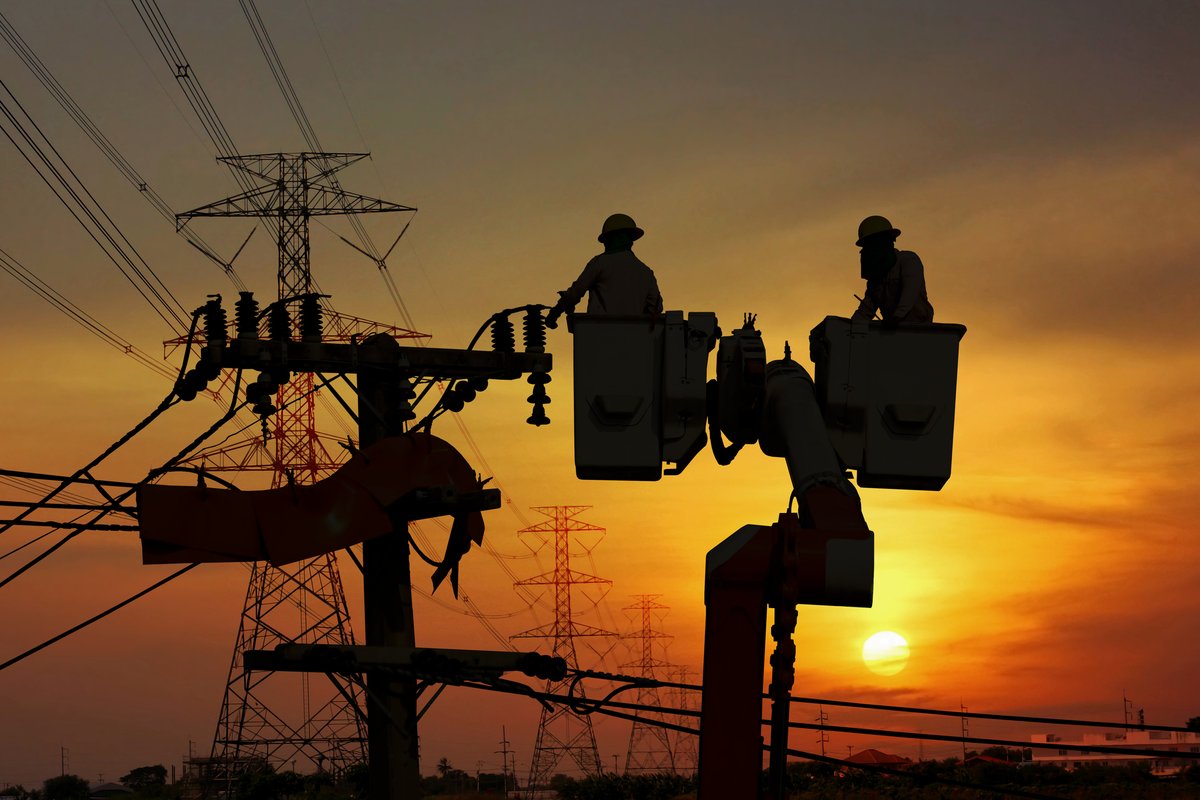 PowerWVNow's tweet photo. Make National Small Business Week a clear voter signal in West Virginia: Fix the grid!

65% are more likely to support candidates who will fix the grid. Make sure they hear from YOU. Demand reliable power. https://t.co/SFRsTFIVJU

#SmallBusinessWeek https://t.co/BH52T4SQj9