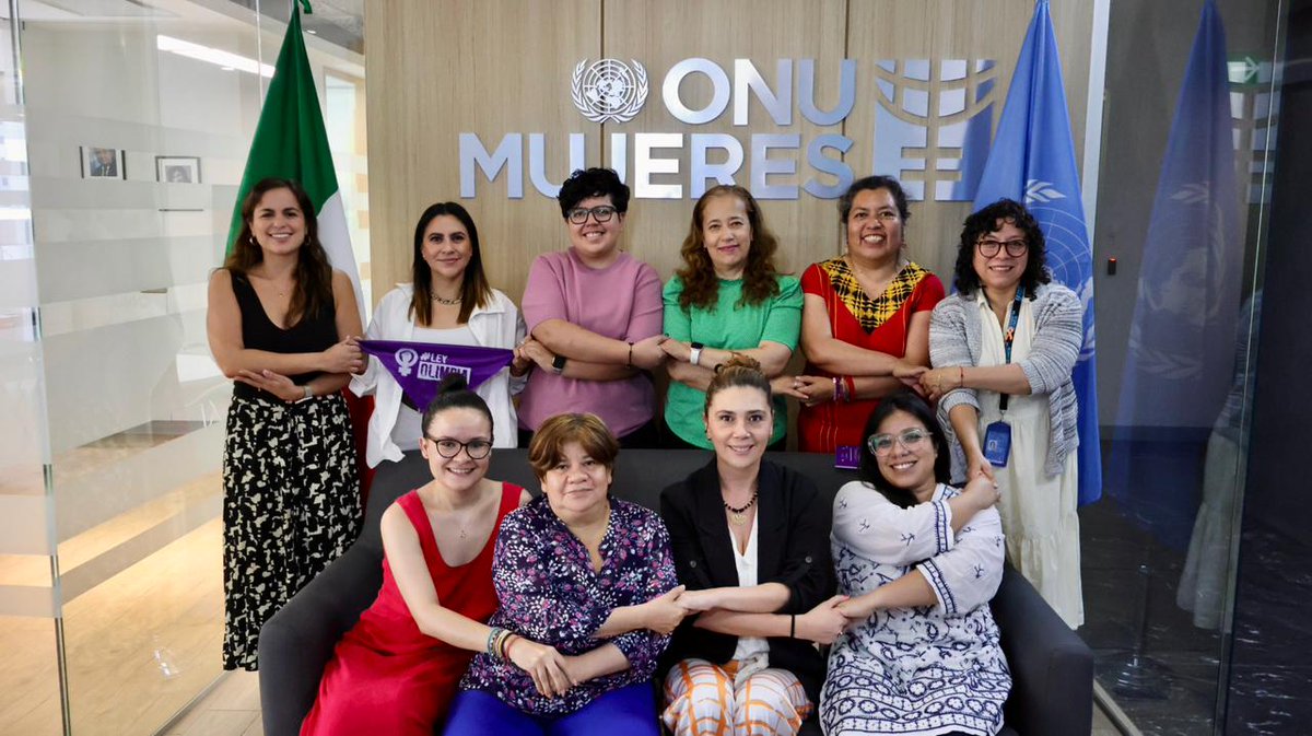 EleoBe's tweet photo. 🤝Recibí en la oficina de @ONUMujeresMX  Ma organizaciones de la sociedad civil para dialogar sobre los principales desafíos en materia de derechos de las mujeres y fortalecer alianzas que impulsen acciones conjuntas.

#PorYParaTodas las mujeres y las niñas. https://t.co/PUSdkse0cy