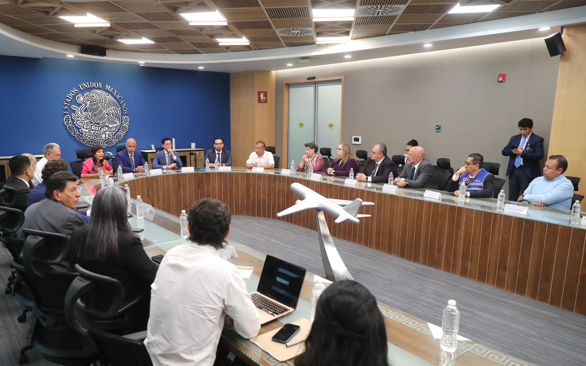 Aduanas de México tweet media