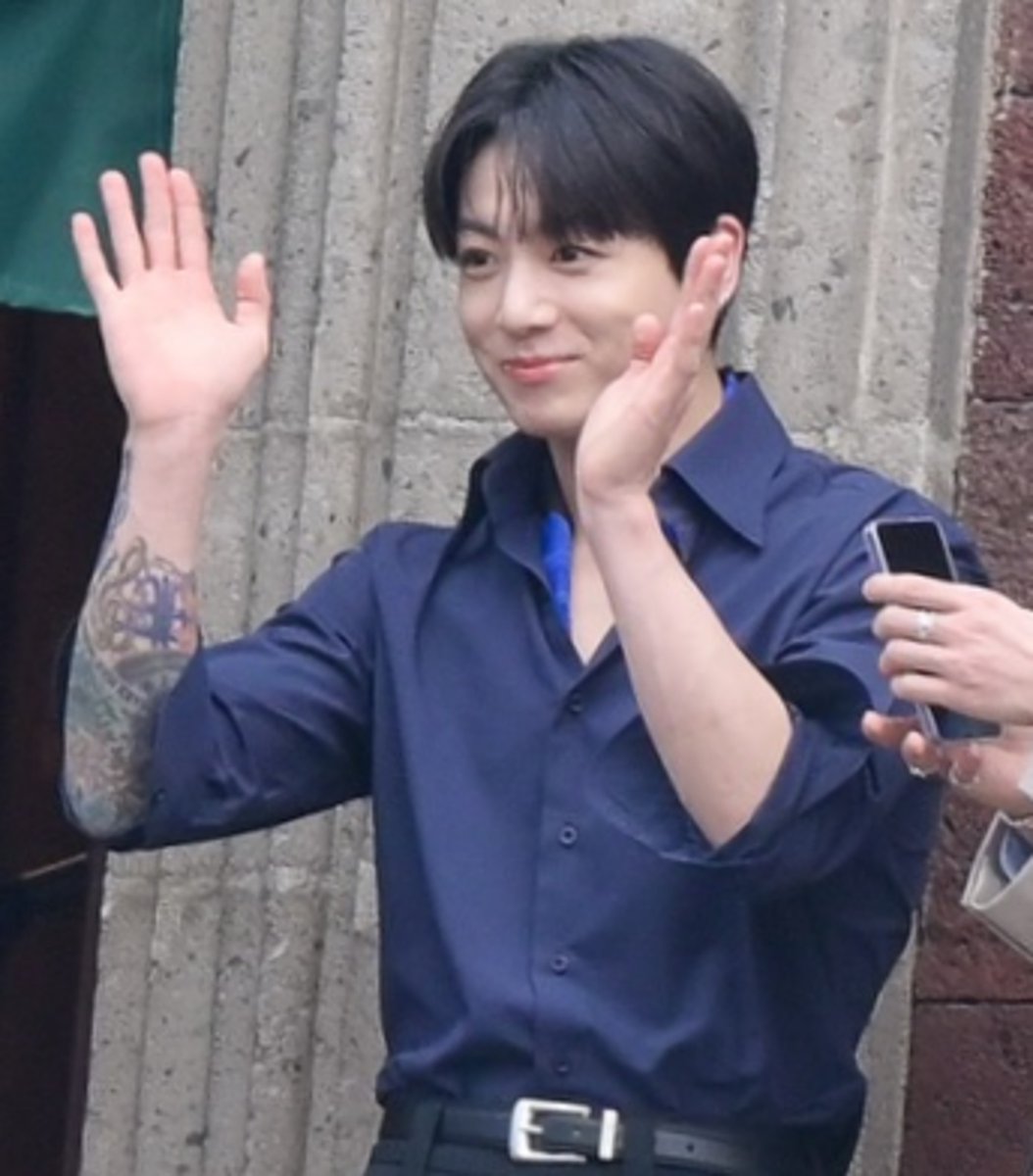 작살 tweet media