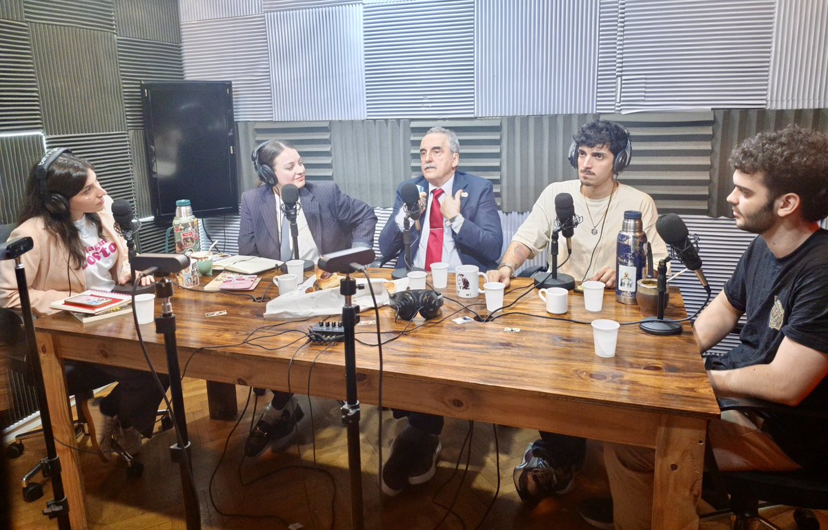 Juana Politizada tweet media