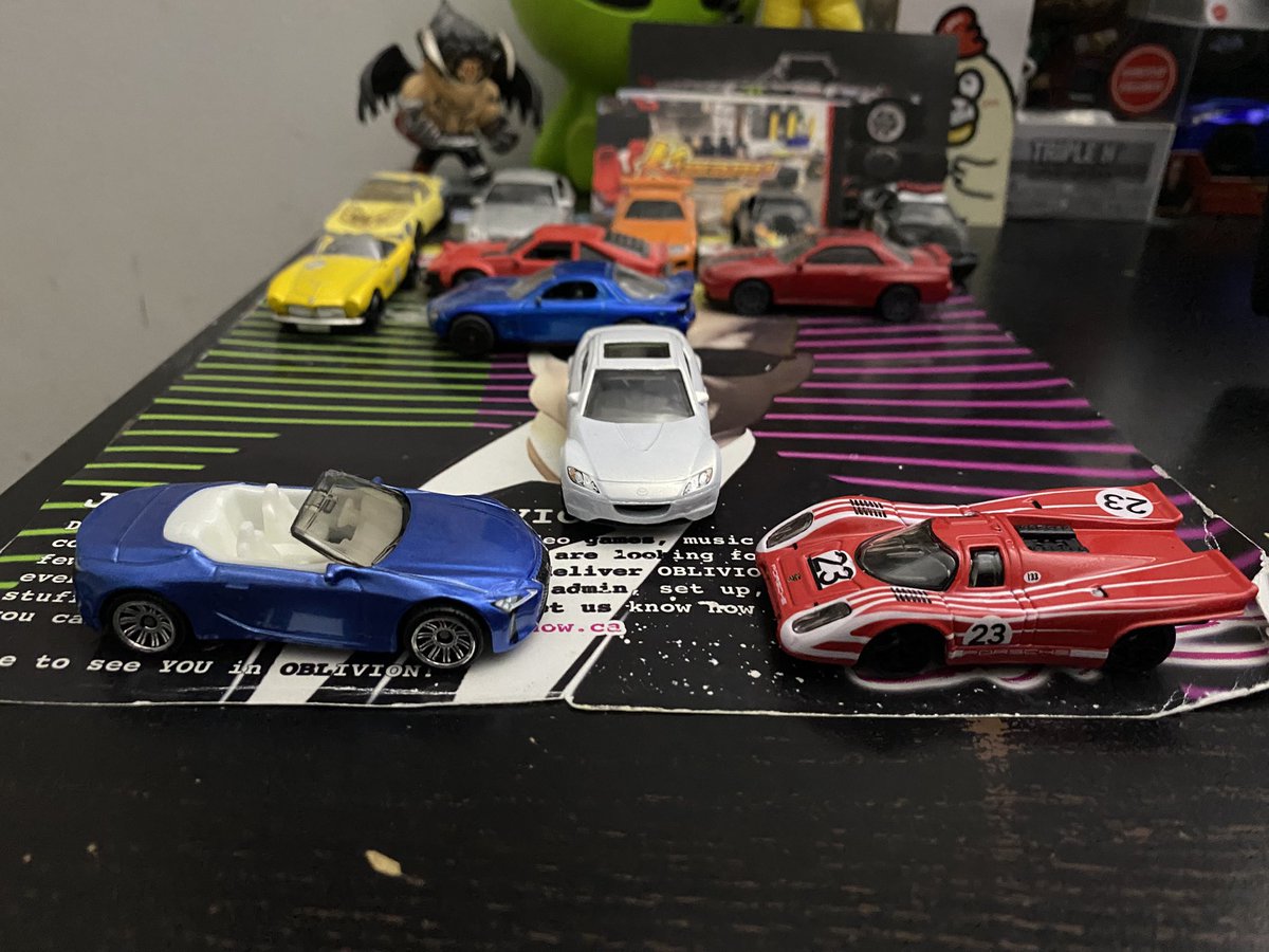 SamuraiWesley's tweet photo. Here are my Matchbox and Hot Wheels Circuit Legends, 21 Lexus LC500, 04 Mazda RX-8 (SE3P) and Porsche 917KH

#matchboxcars #hotwheelspremium #coupecars #sportscars #superracecars https://t.co/L5m7QajIEL