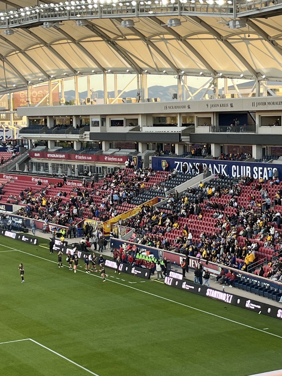 saltcityfc's tweet photo. 1β | Time to soccer β½οΈ
#UTAvHOU x @NWSL https://t.co/7Rwd7OAo9Q