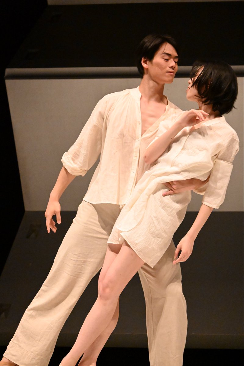 AsamiMakiBallet's tweet photo. 上野の森バレエホリデイ2026
日本バレエ団連盟プレゼンツ「ダンス&amp;クリエーション2026」 ＠BalletCompanies 

公演が無事終演致しました✨
沢山のお客様からのあたたかい拍手とご声援をありがとうございました。

「はじまりの別れ」 振付　田辺彩
出演　田切眞純美　石山陸 https://t.co/t9RyTNem7C