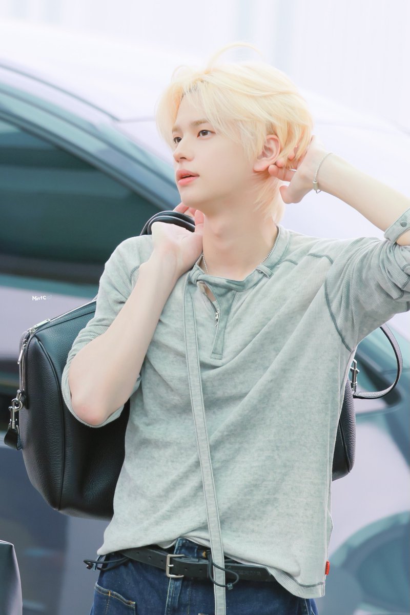 MintChoco_42's tweet photo. 260507 icn

#SHINYU #신유  #シニュ
#투어스 #TWS #トゥアス https://t.co/AY4qF0Lr0W