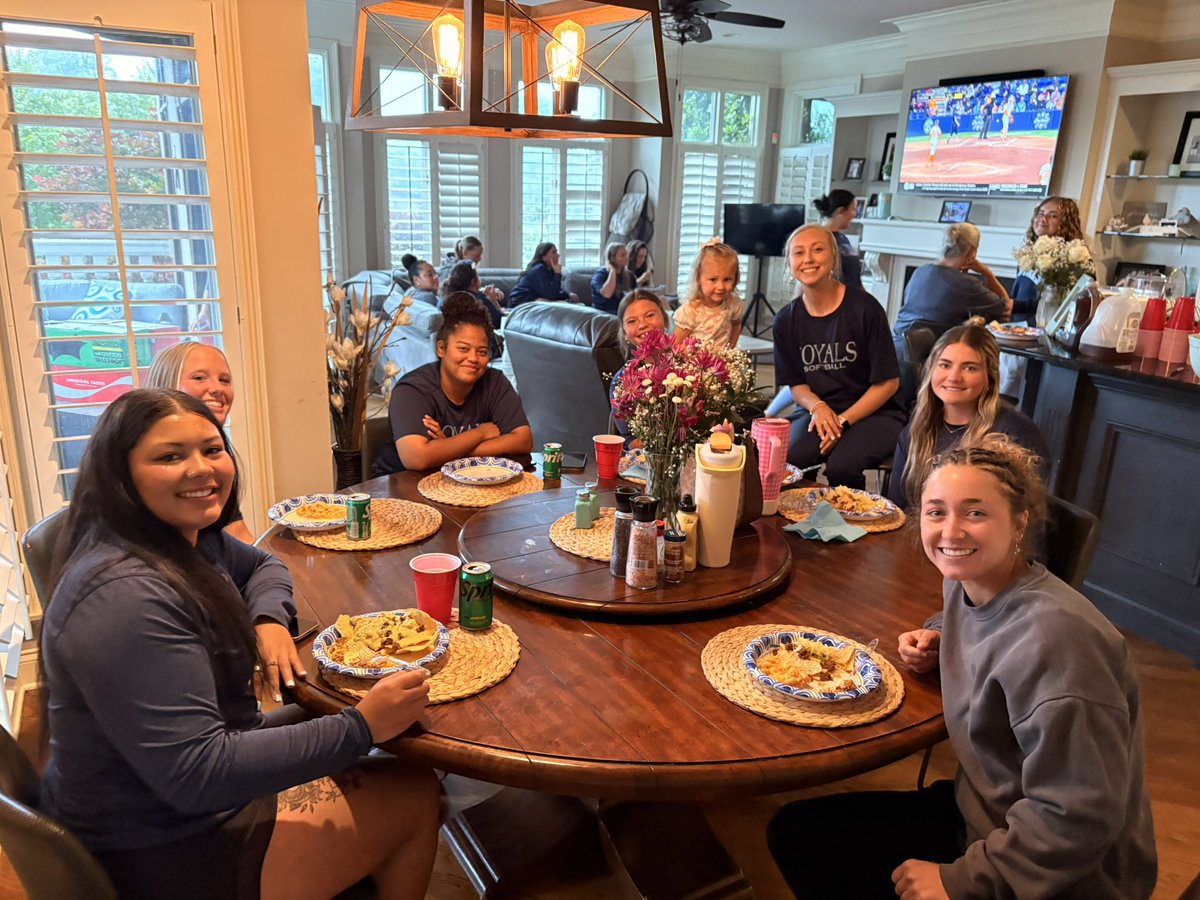 DaynaCarter5's tweet photo. We’re headed to Kentucky for the first round of NAIA Nationals. Excited to see this team continue to chase their dreams #Team7 #AACchamps #watchparty https://t.co/1mZpYVlaFO
