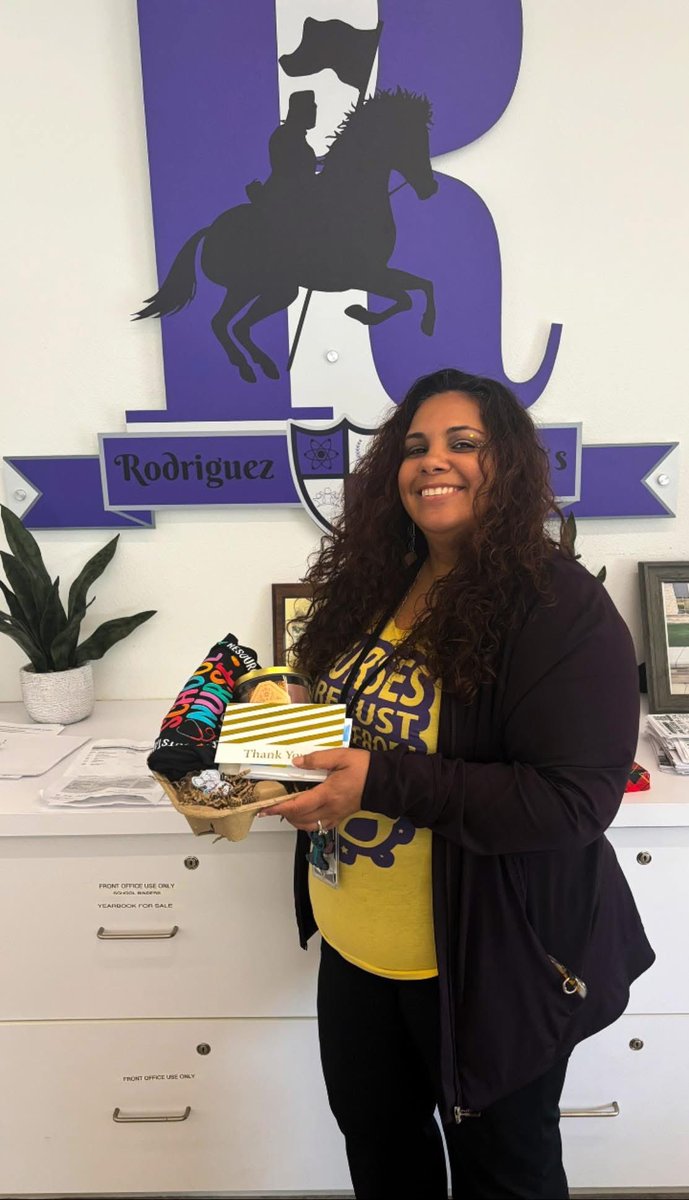 SMCISD_Rod's tweet photo. Happy School Nurse Day to Nurse Davis! 💜 A familiar and loved face on our campus, Nurse Davis brings so much care and compassion to our students each day. From bandaids to big hugs to mentorship, she always shows up for kids and makes a lasting impact at Rodriguez! #TheKnightWay https://t.co/SaN7XwANiy